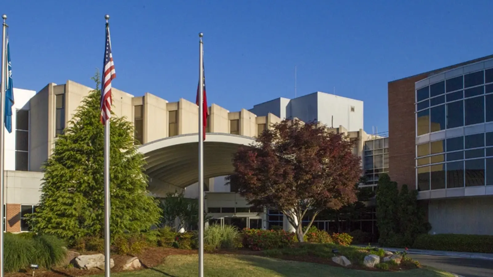 Hamilton Medical Center Entrance