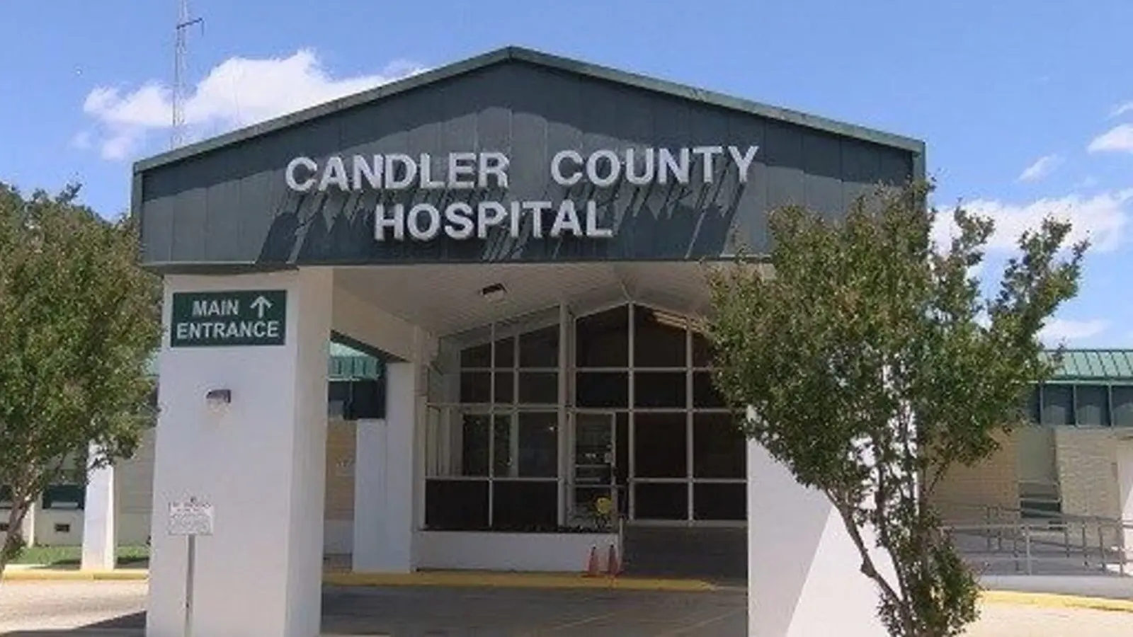 Candler County Hospital Entrance