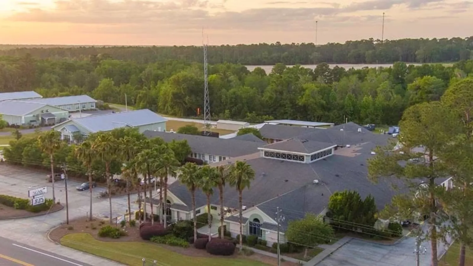 SGMC Lanier Campus at Sunset