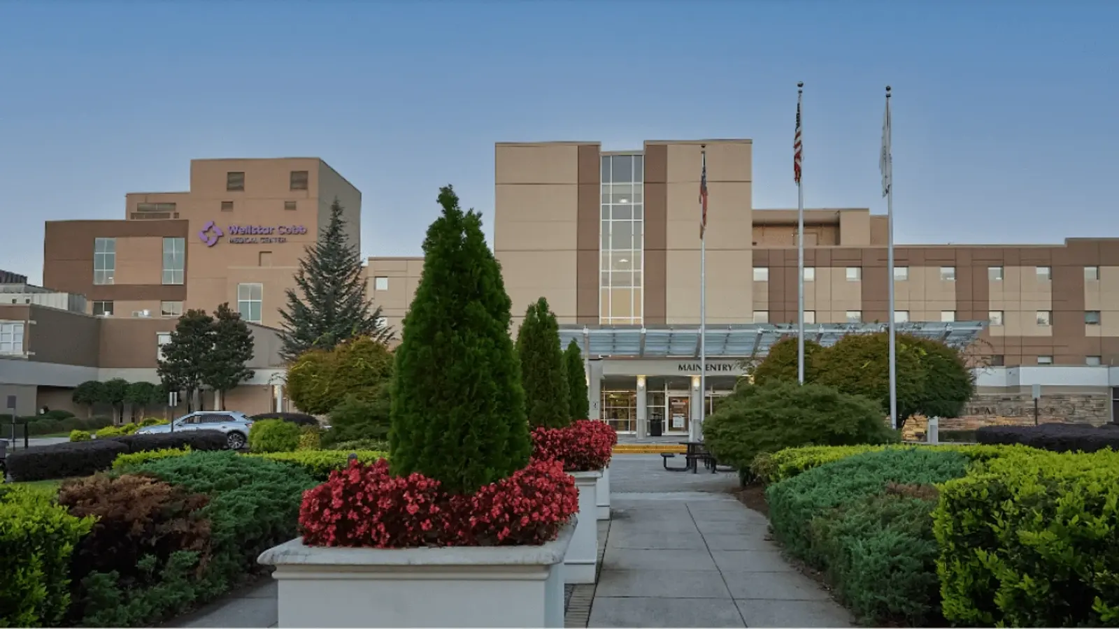 Wellstar Cobb Medical Center Front Entrance