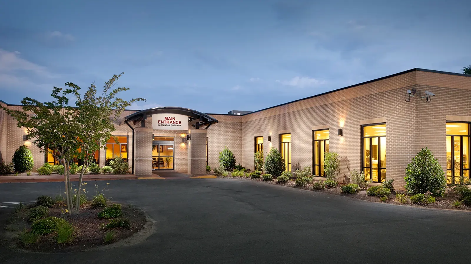 Optim Medical Center-Tattnall Main Entrance