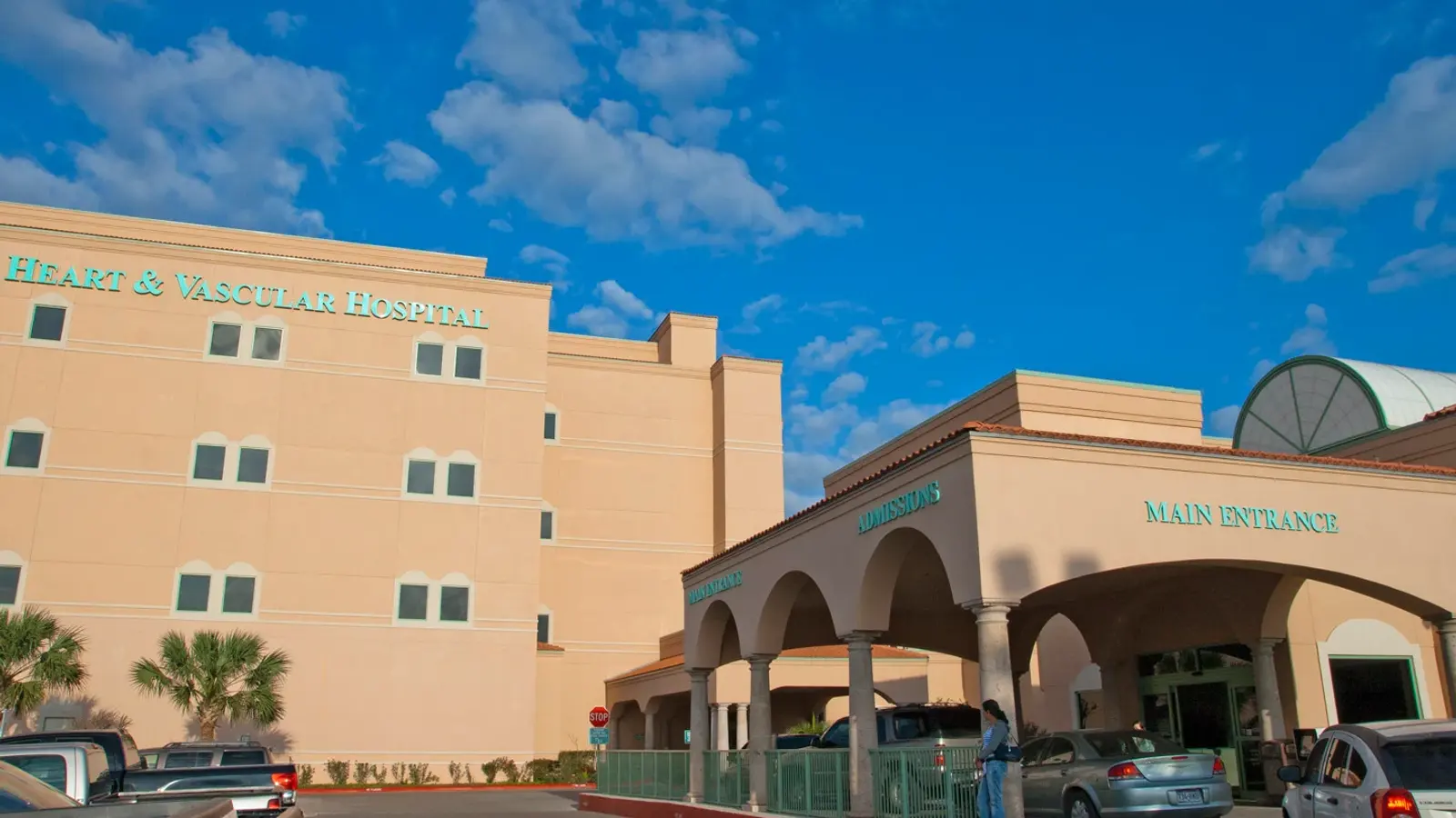 Doctors Hosptal At Renaissance hospital campus in Edinburg, TX