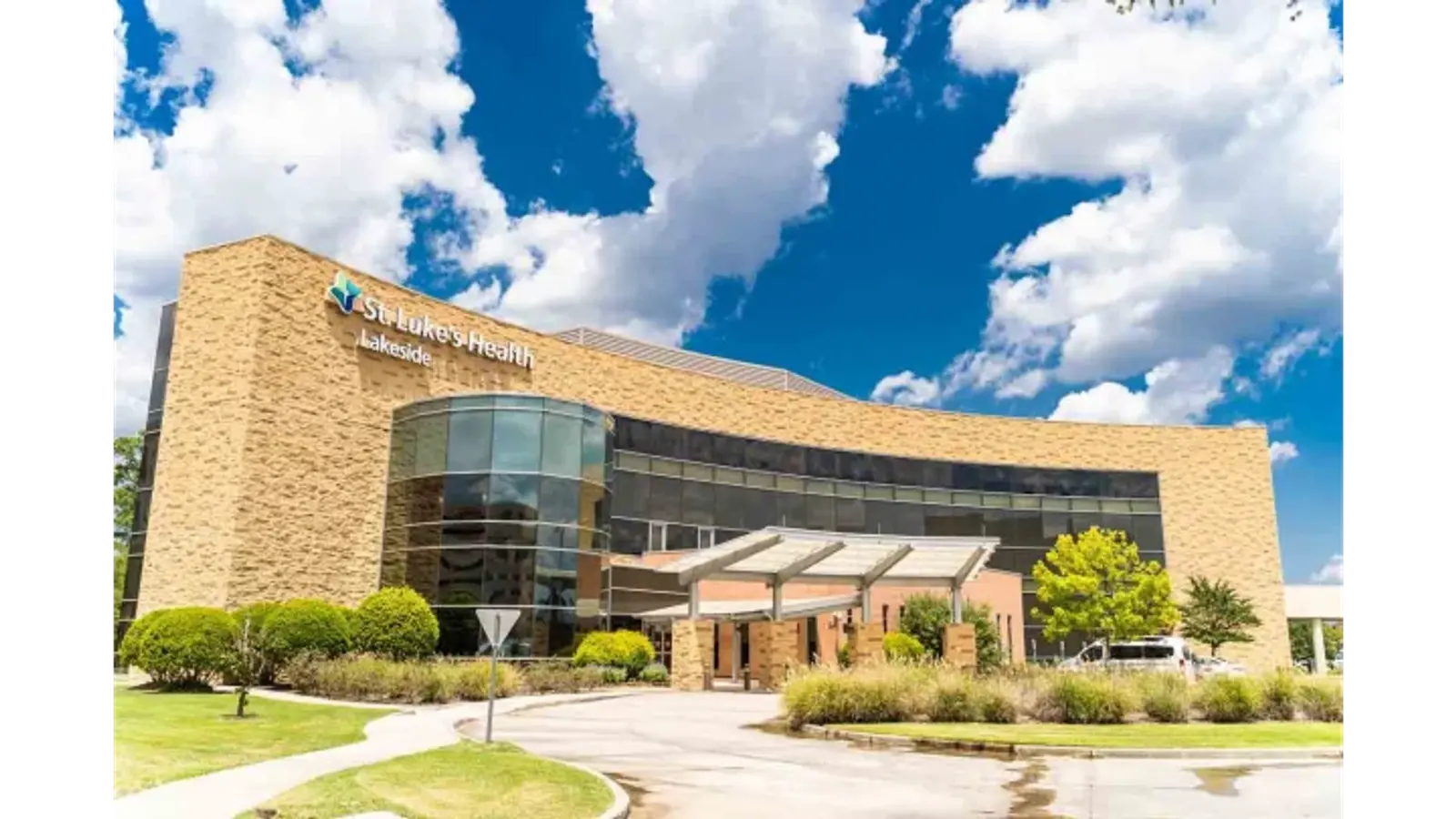 Chi St Lukes Lakeside Hospital hospital campus in The Woodlands, TX
