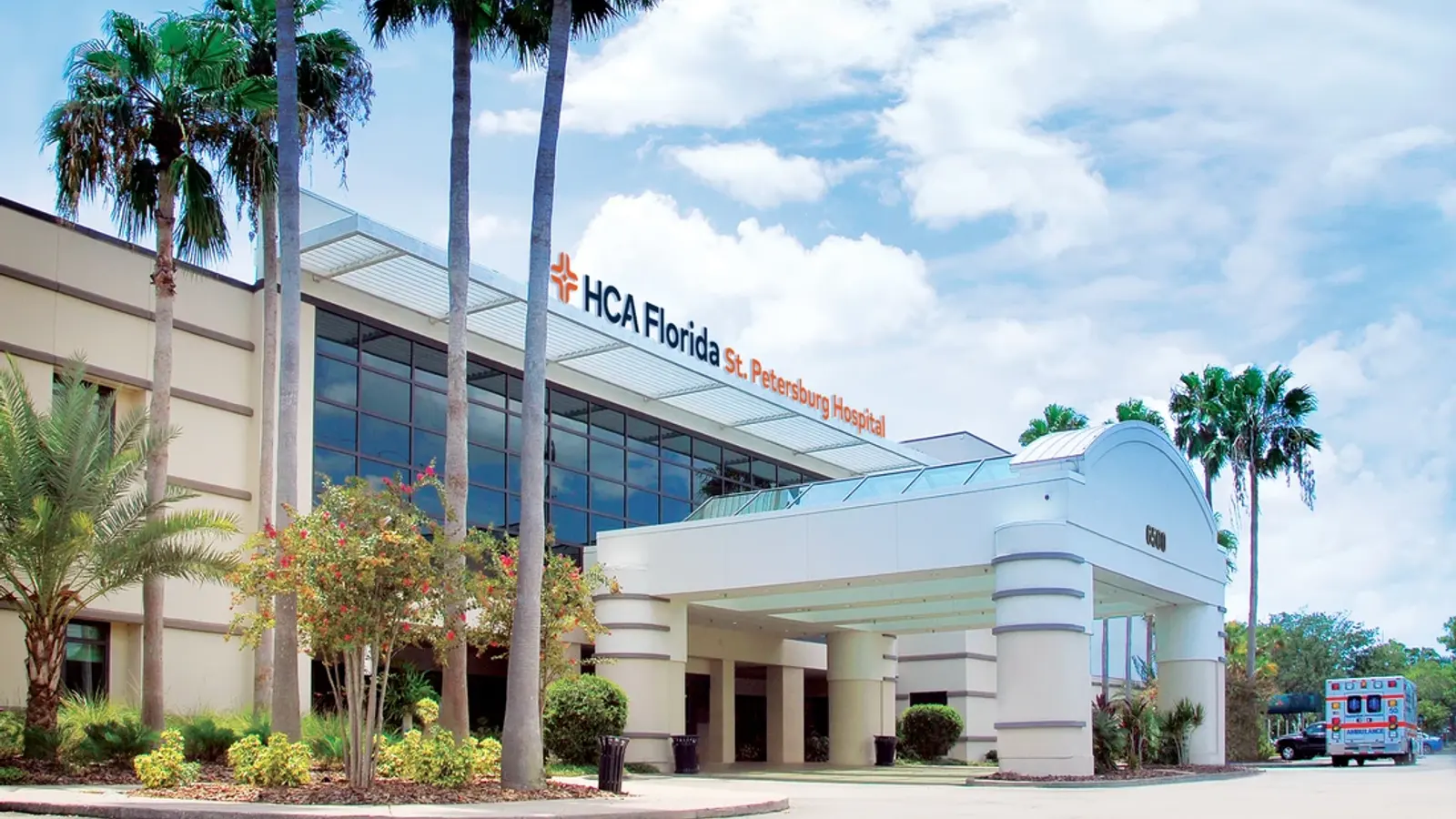 Exterior daytime photo of HCA Florida St. Petersburg Hospital facility