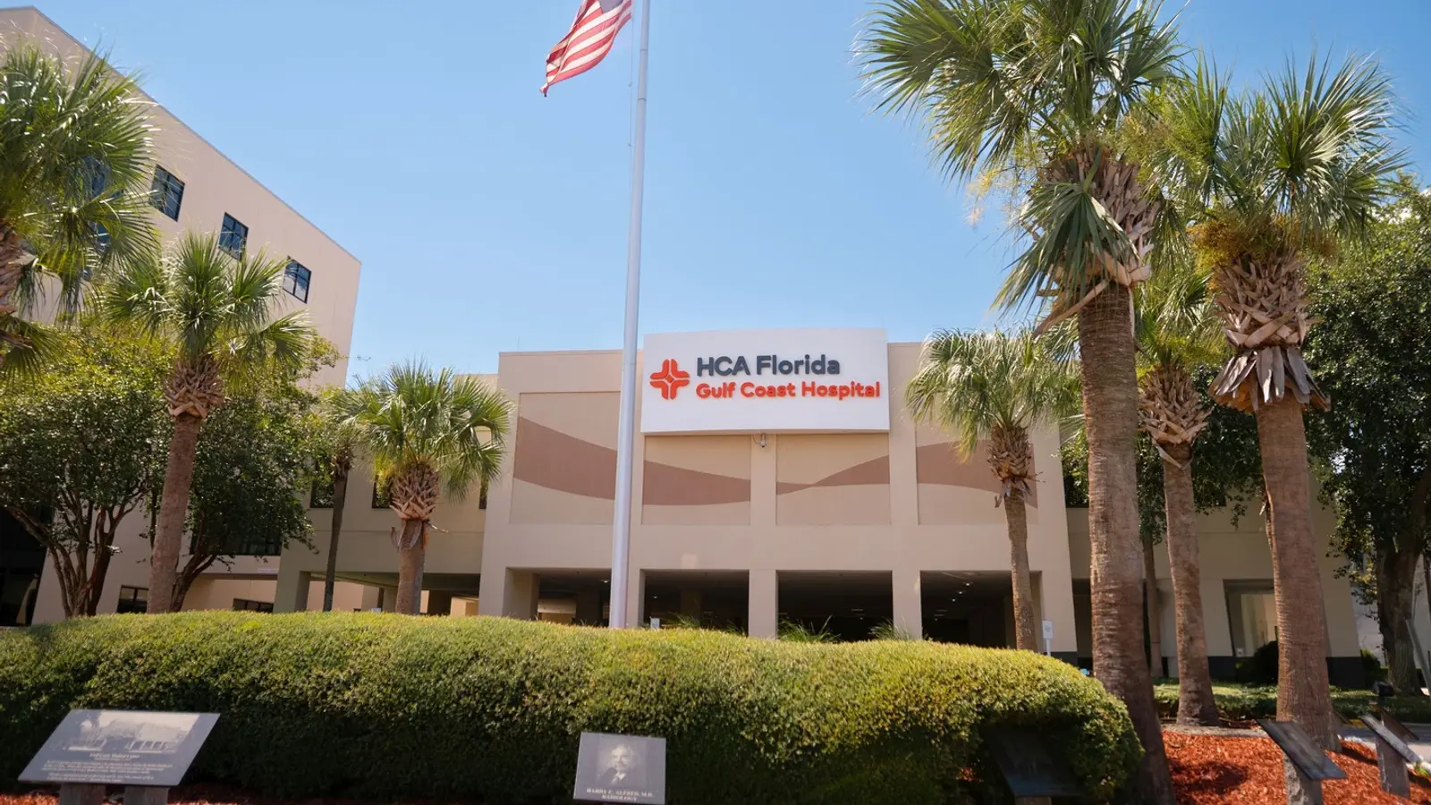Gulf Coast Hospital exterior photo front