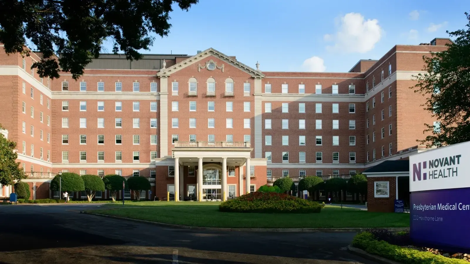 NOVANT HEALTH PRESBYTERIAN MEDICAL CENTER hospital exterior