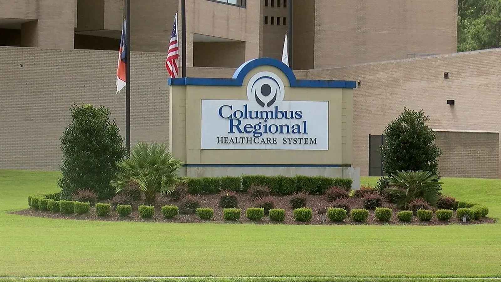 COLUMBUS REGIONAL HEALTHCARE SYSTEM hospital exterior