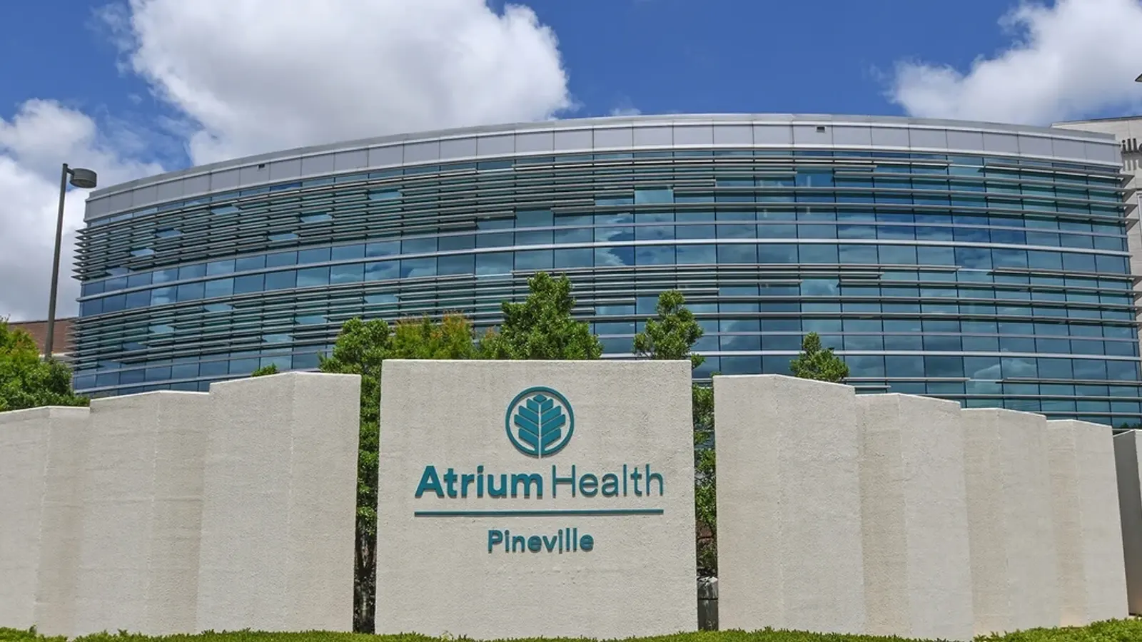 ATRIUM HEALTH PINEVILLE hospital exterior