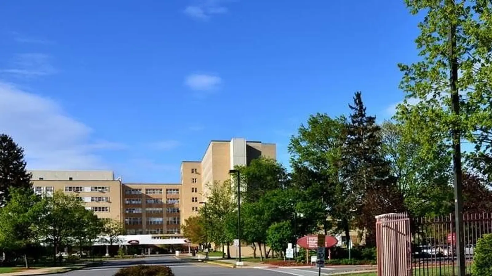 Bergen New Bridge Medical Center in Paramus, NJ