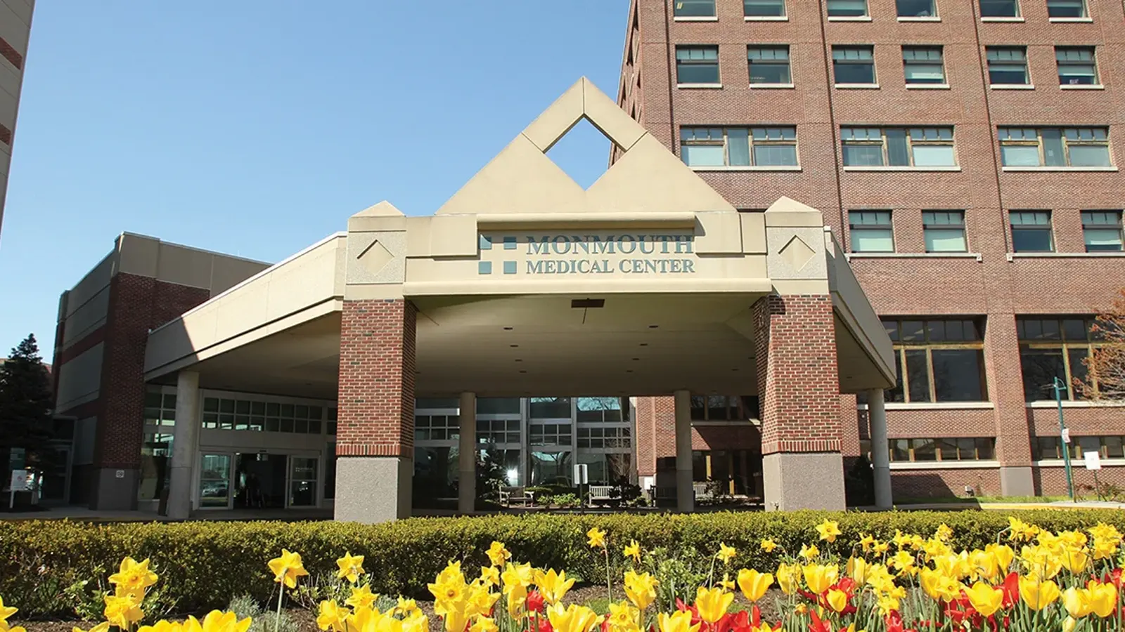 Monmouth Medical Center in Long Branch, NJ