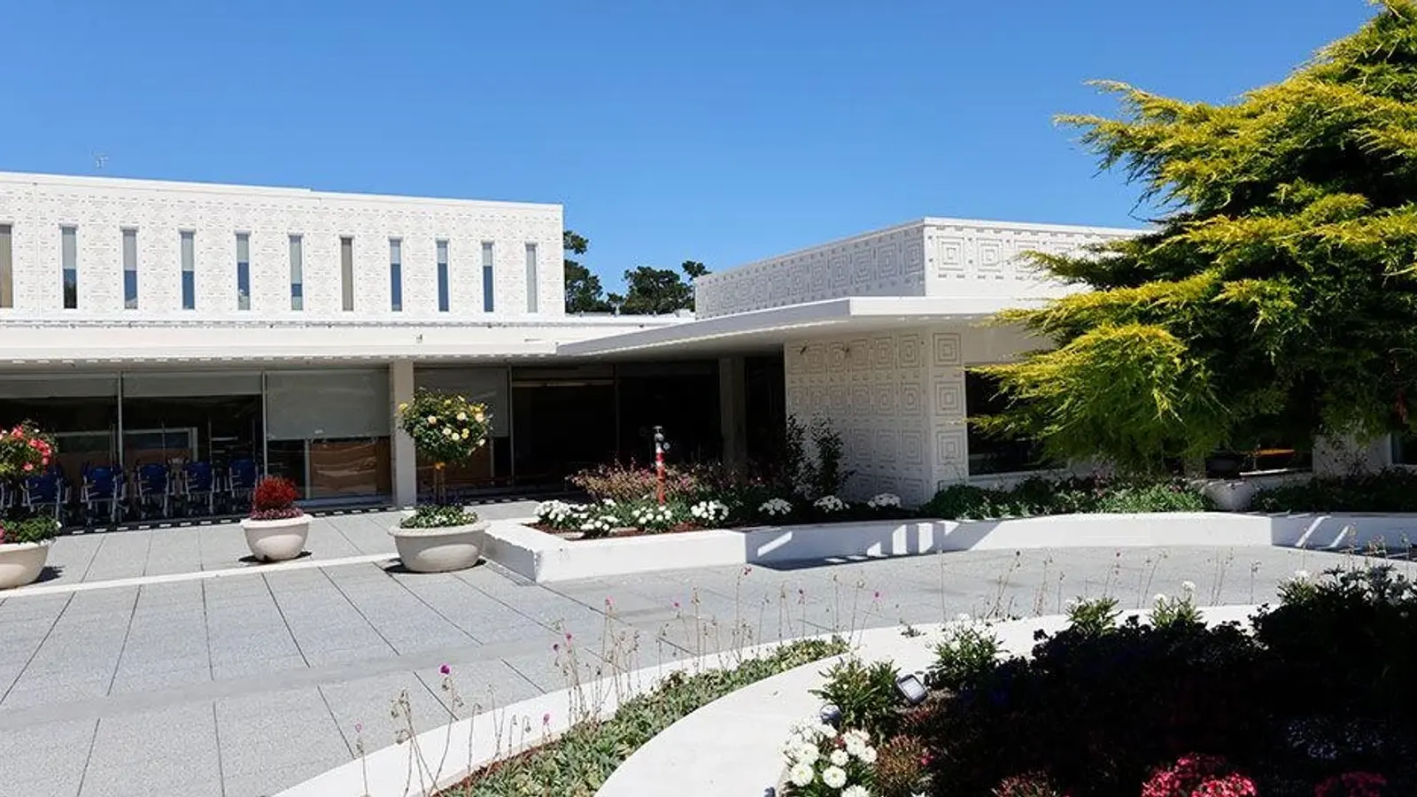 Community Hospital Of The Monterey Peninsula in Monterey, CA