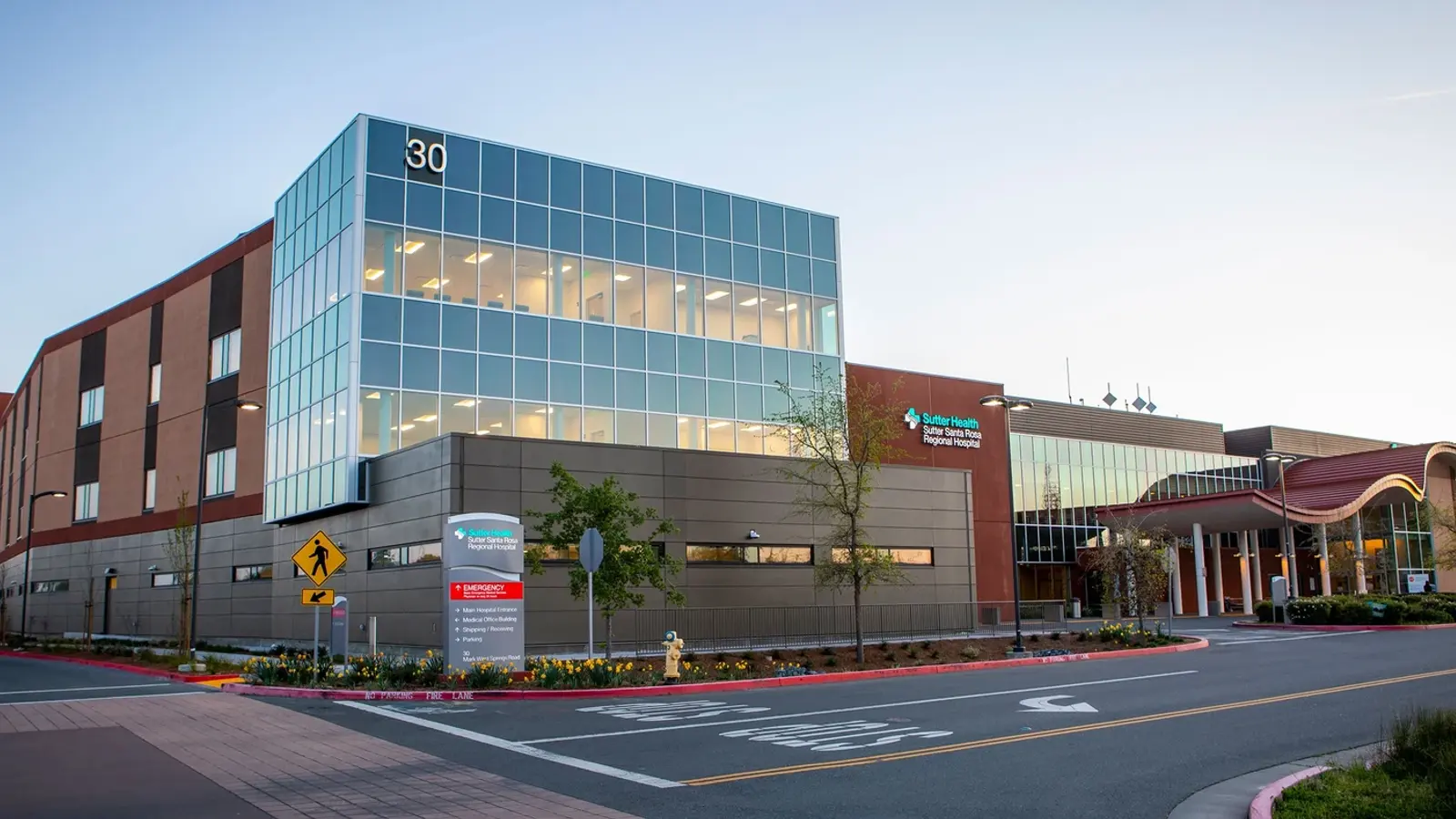 Sutter Santa Rosa Regional Hospital in Santa Rosa, CA