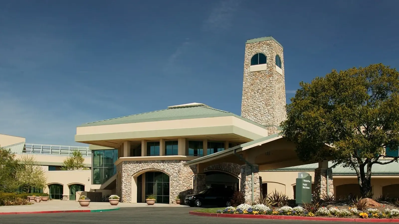 Sutter Roseville Medical Center in Roseville, CA