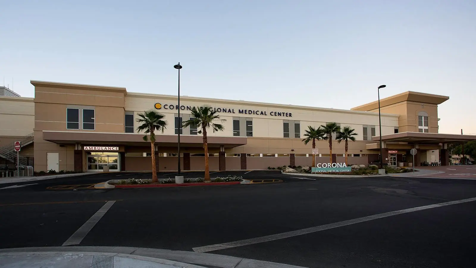 Corona Regional Medical Center in Corona, CA