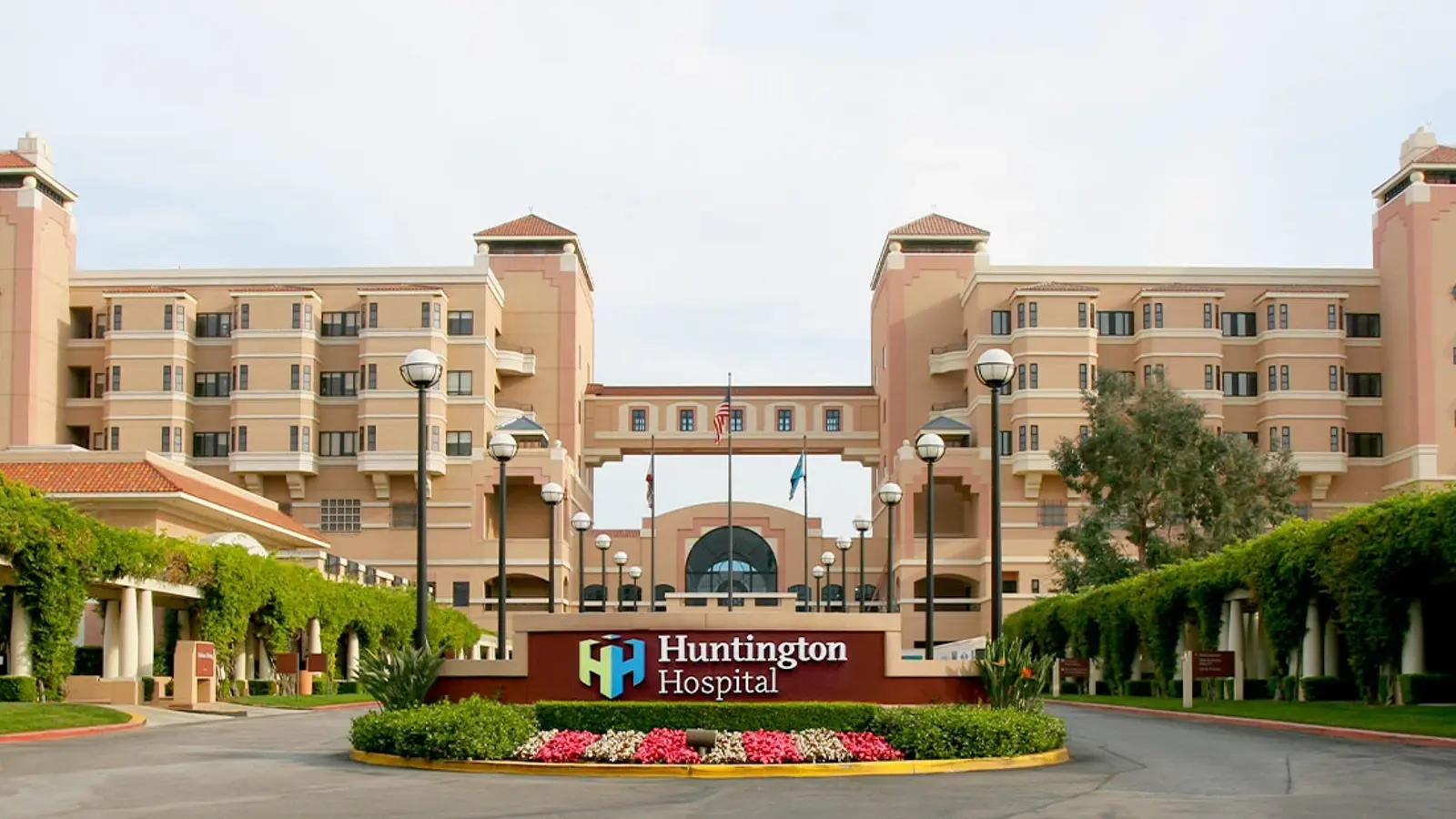Huntington Hospital in Pasadena, CA