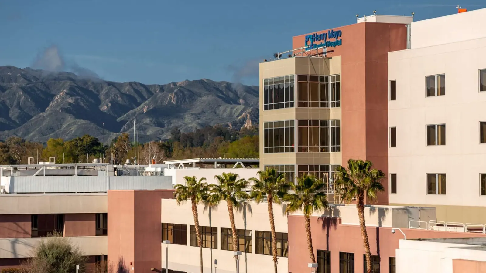 Henry Mayo Newhall Hospital in Valencia, CA
