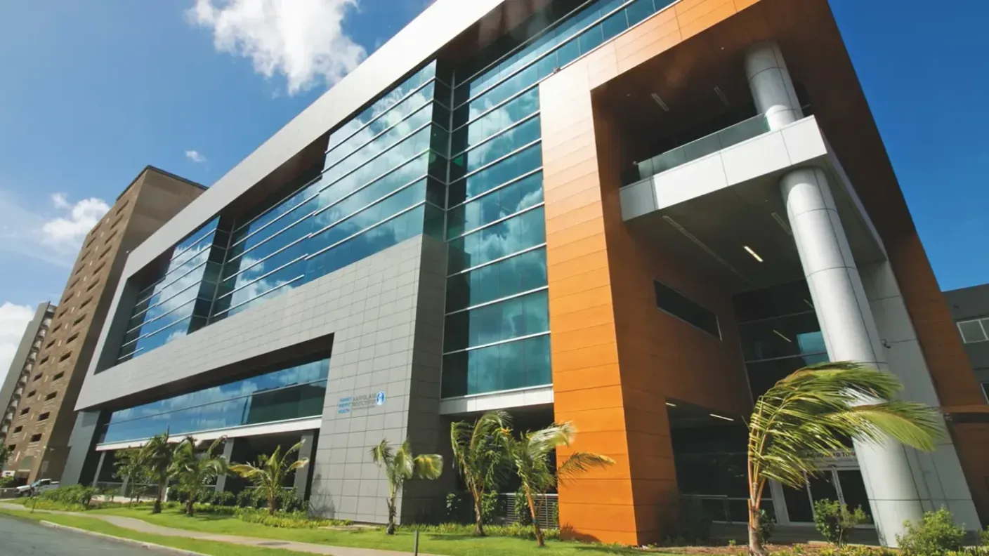 Kapiolani Medical Center For Women & Children exterior
