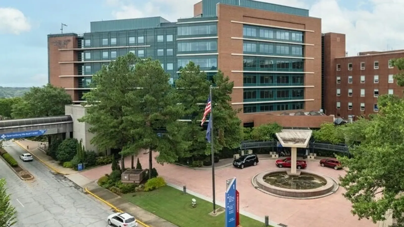 SPARTANBURG MEDICAL CENTER hospital exterior