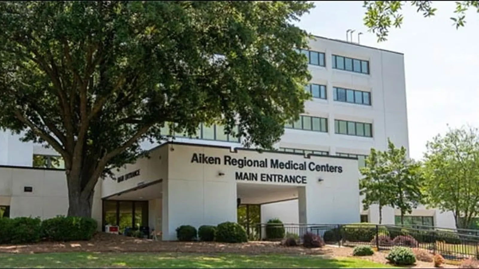 AIKEN REGIONAL MEDICAL CENTER hospital exterior