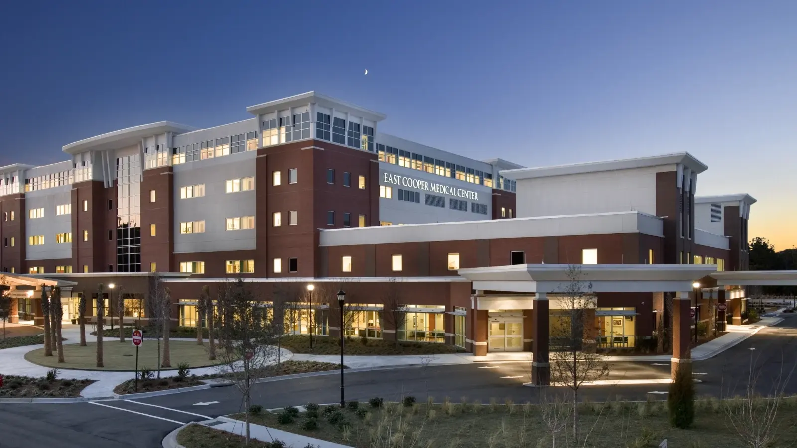 NOVANT HEALTH EAST COOPER MEDICAL CENTER hospital exterior