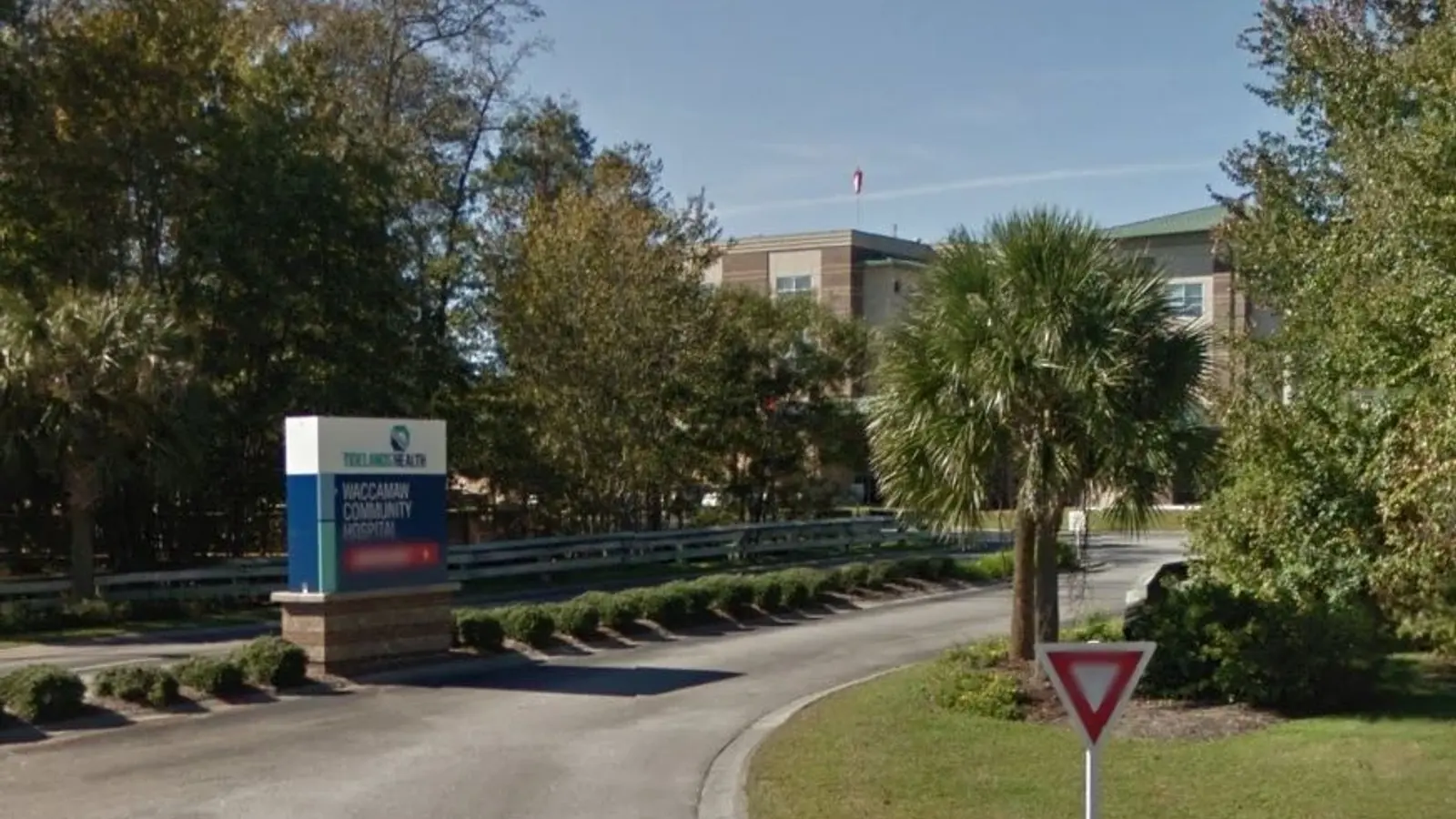 TIDELANDS WACCAMAW COMMUNITY HOSPITAL hospital exterior