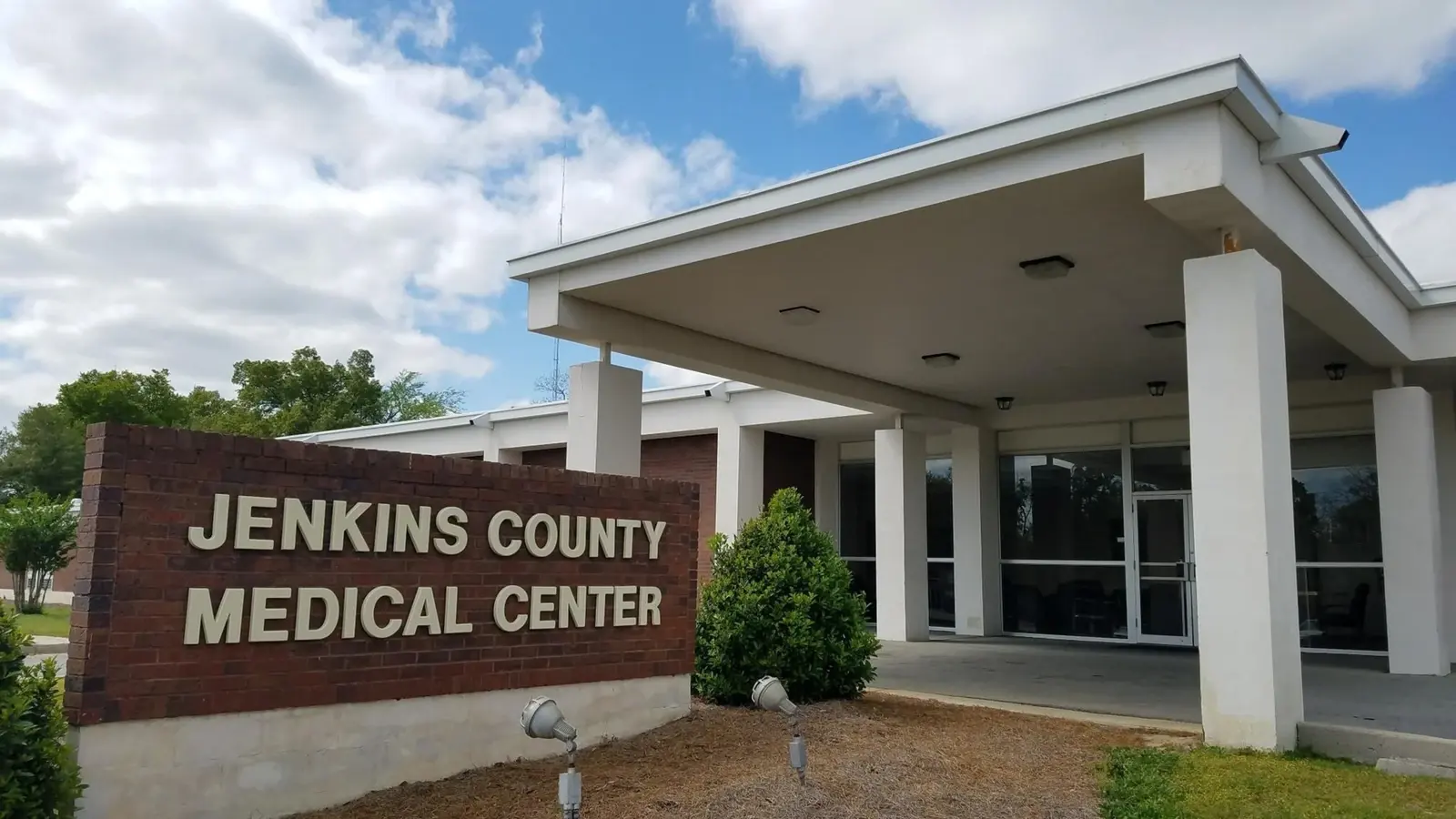 Jenkins County Medical Center Entrance