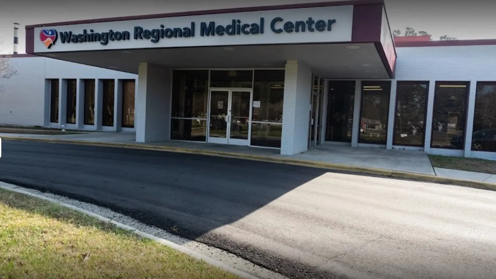 WASHINGTON REGIONAL MEDICAL CENTER hospital exterior