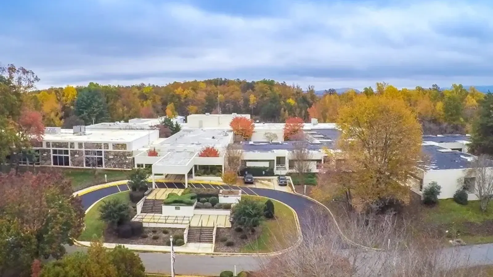 ADVENTHEALTH POLK hospital exterior
