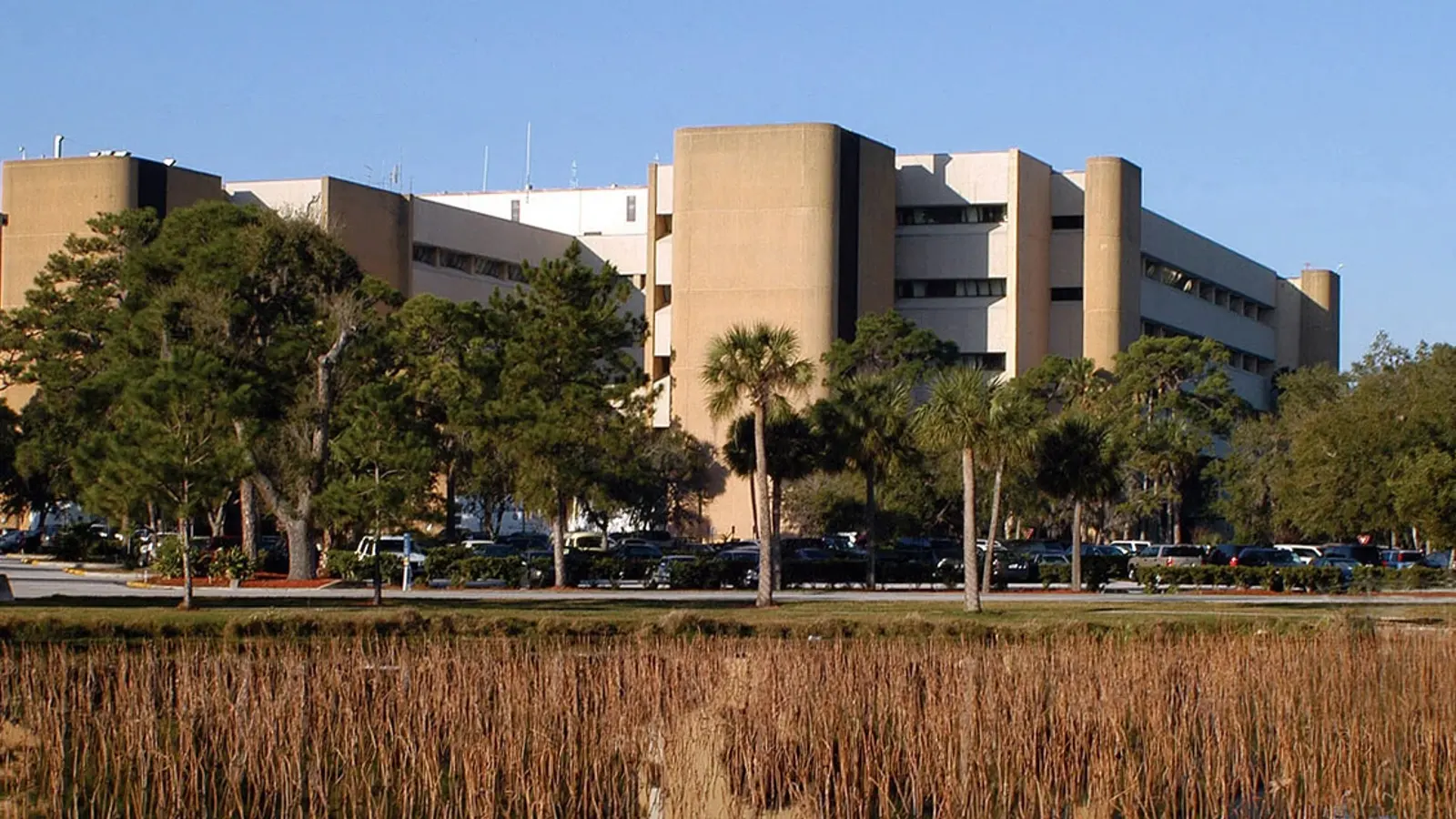 Exterior of Bay Pines VA Medical Center