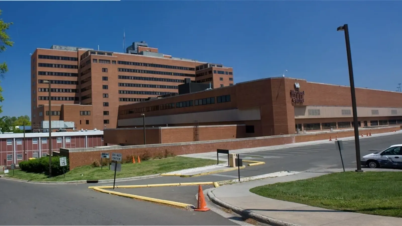 DURHAM VA MEDICAL CENTER hospital exterior