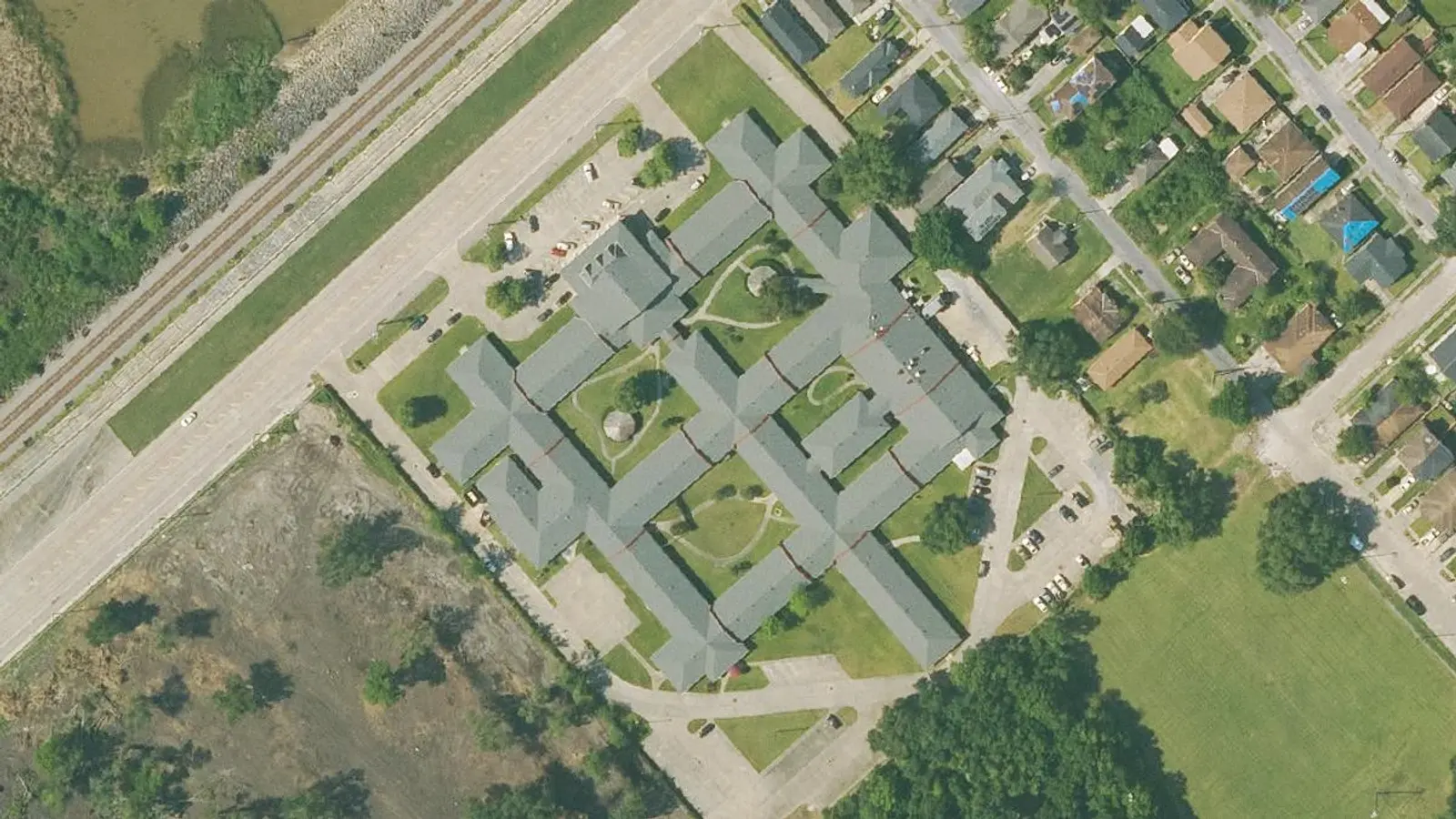 Aerial photograph of the Beacon Behavioral Hospital- New Orleans, Llc campus (2023), New Orleans, LA