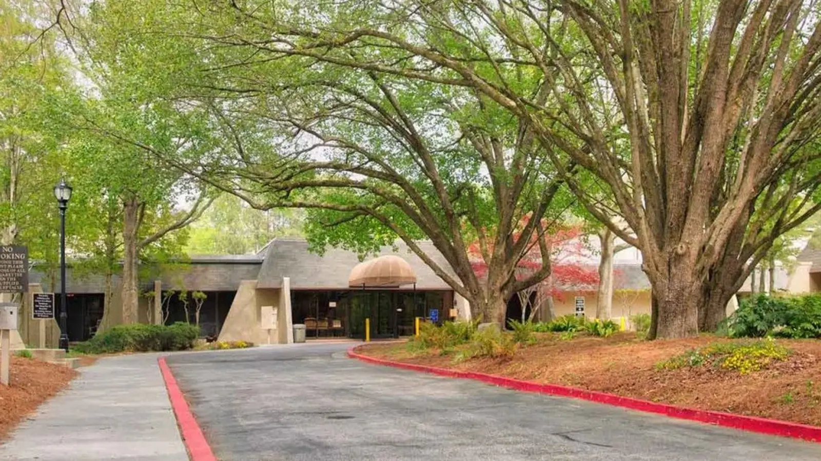 Peachford Behavioral Health Systems Entrance