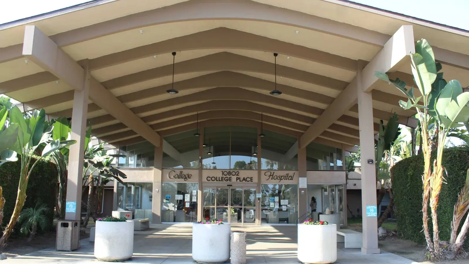 College Hospital in Cerritos, CA