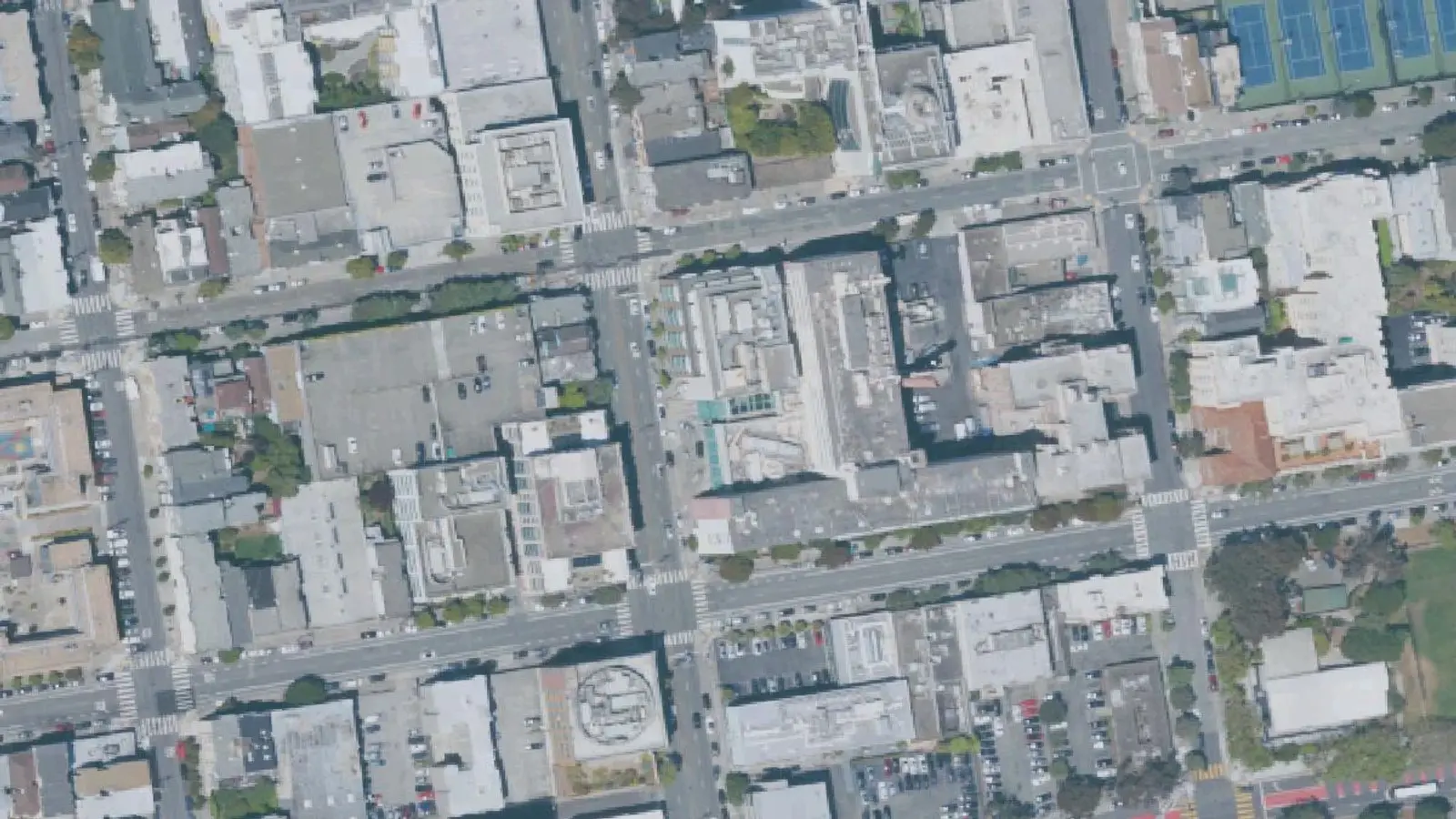 Aerial view of the UCSF Mount Zion campus in San Francisco; 2022 USDA NAIP imagery predates Langley Porter Psychiatric Hospital’s 2023 relocation to this campus.