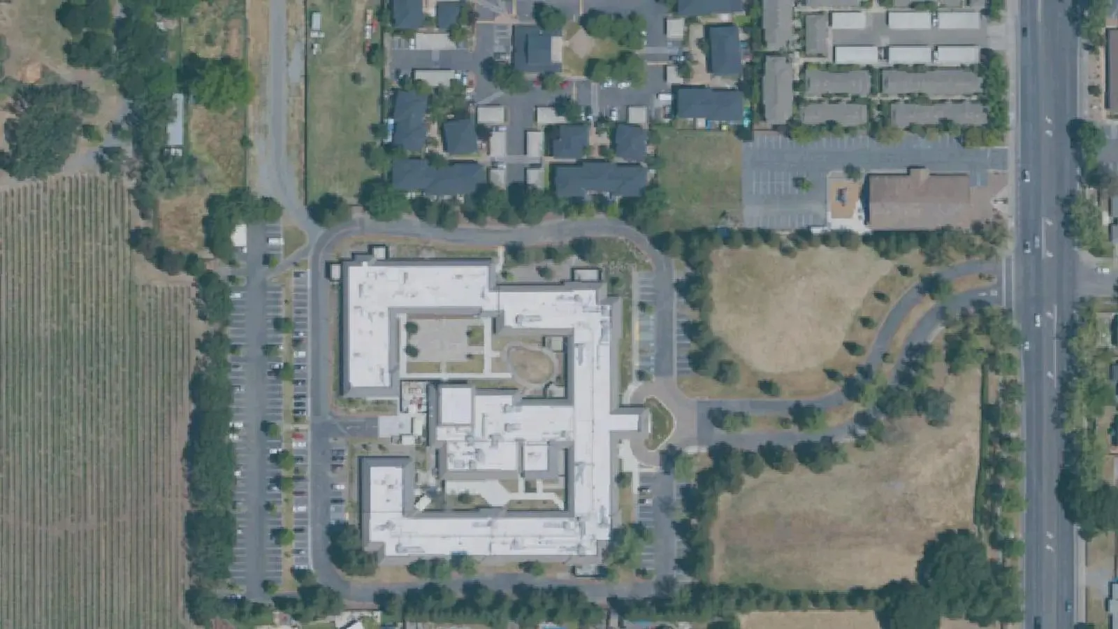 Aerial view of Aurora Behavioral Healthcare-Santa Rosa, Llc in Santa Rosa, CA campus and surroundings; USDA NAIP imagery, 2022.