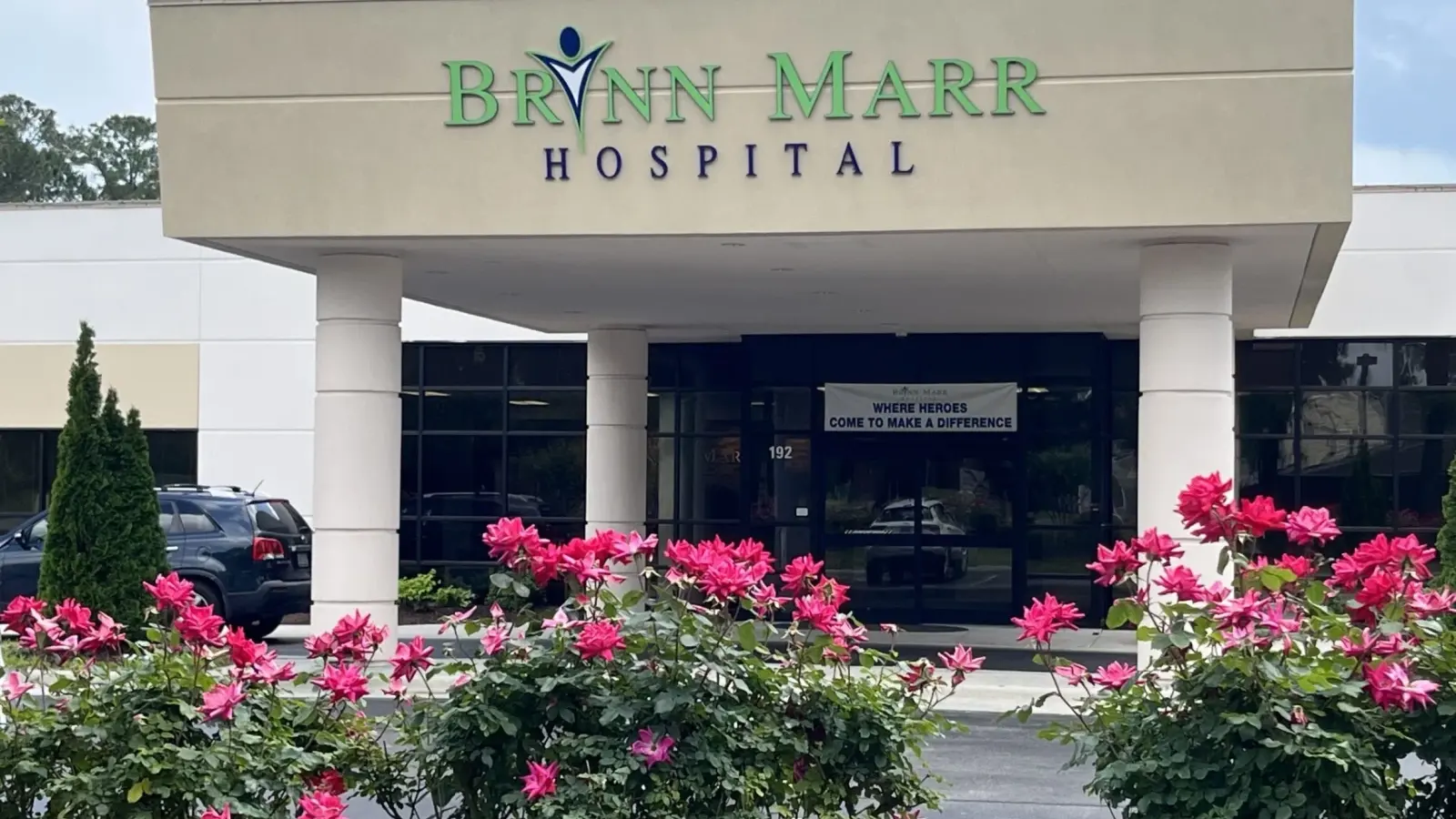 BRYNN MARR HOSPITAL hospital exterior
