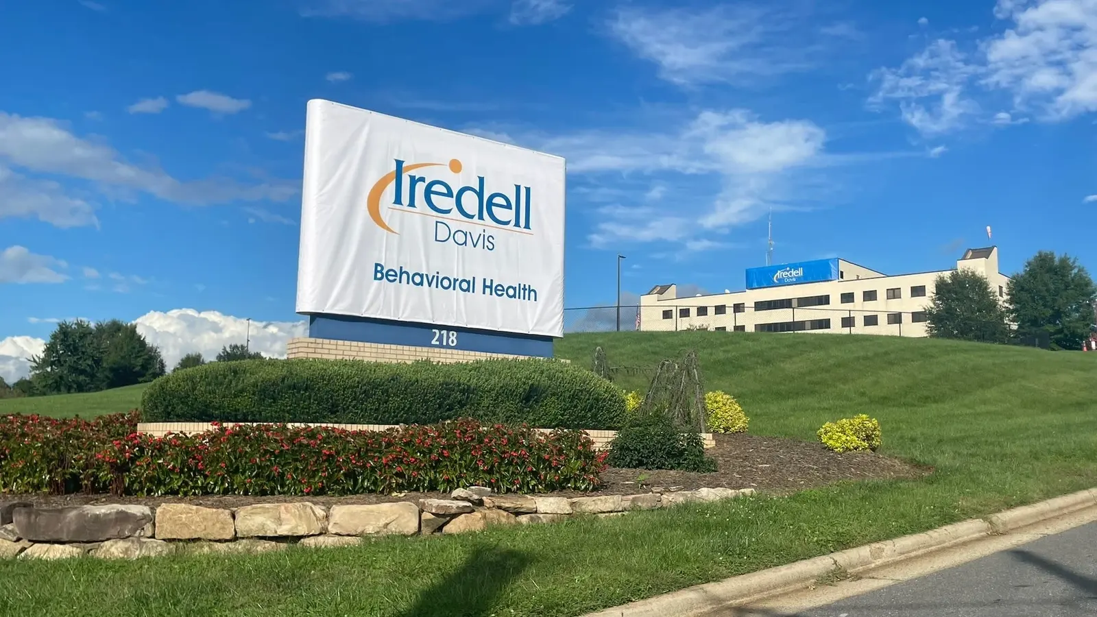 IREDELL DAVIS BEHAVIORAL HEALTH HOSPITAL hospital exterior