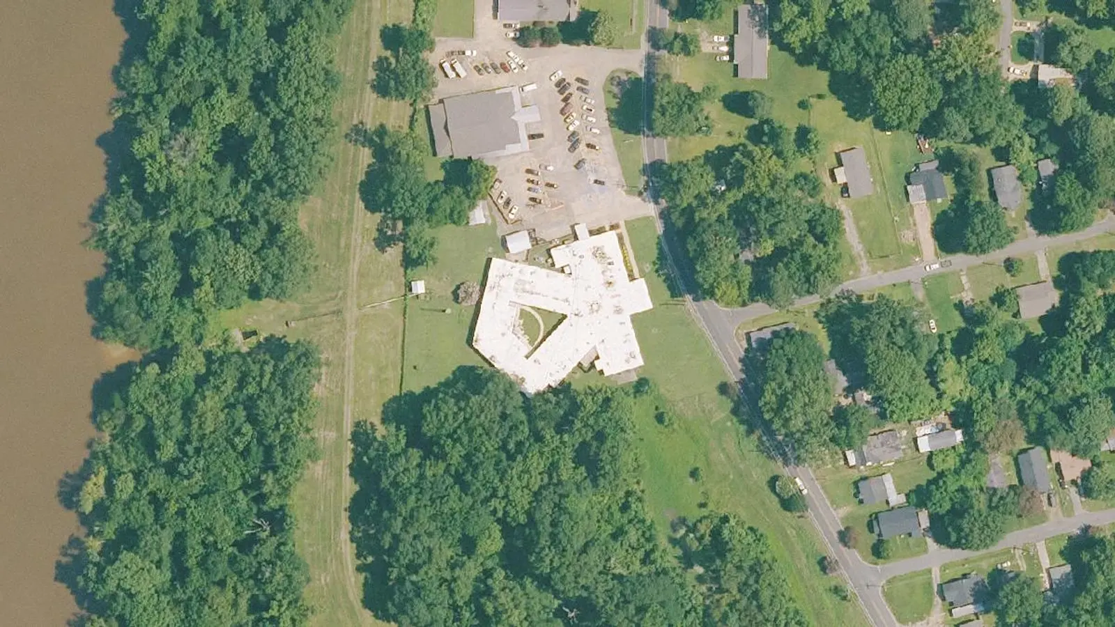 Aerial photograph of the Riverbend Rehabilitation Hospital campus (2023), Monroe, LA