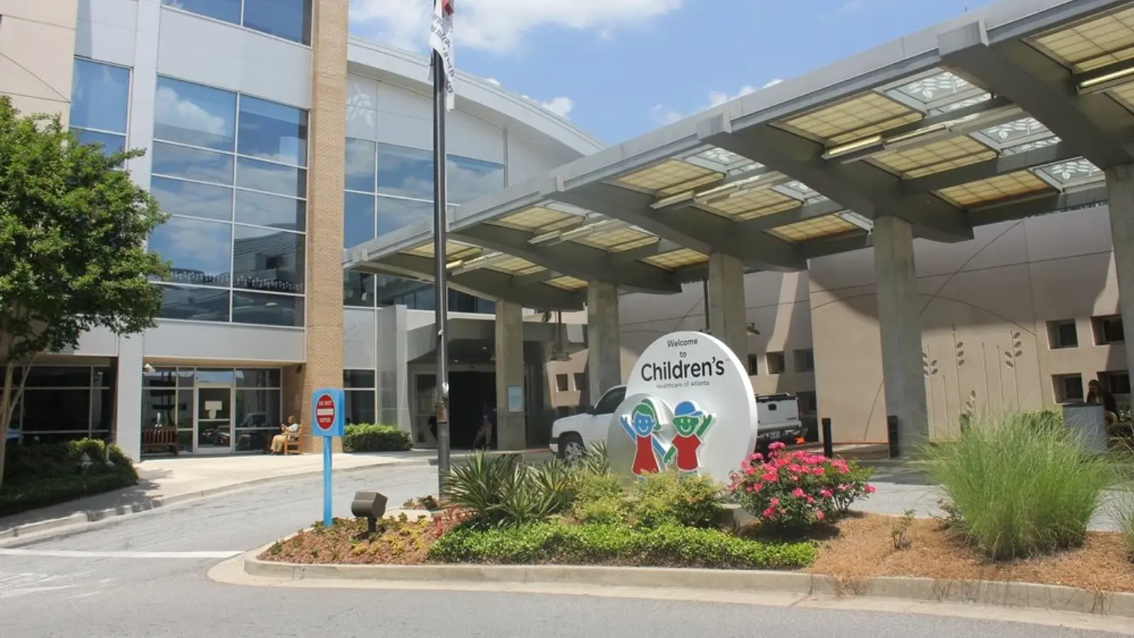 Children’s Healthcare of Atlanta Scottish Rite Entrance