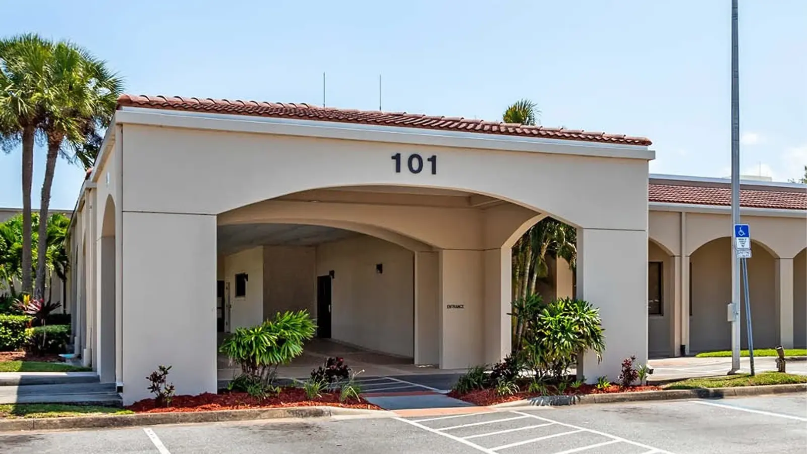 Sea Pines Rehabilitation Hospital, an affiliate of Encompass Health Exterior Image