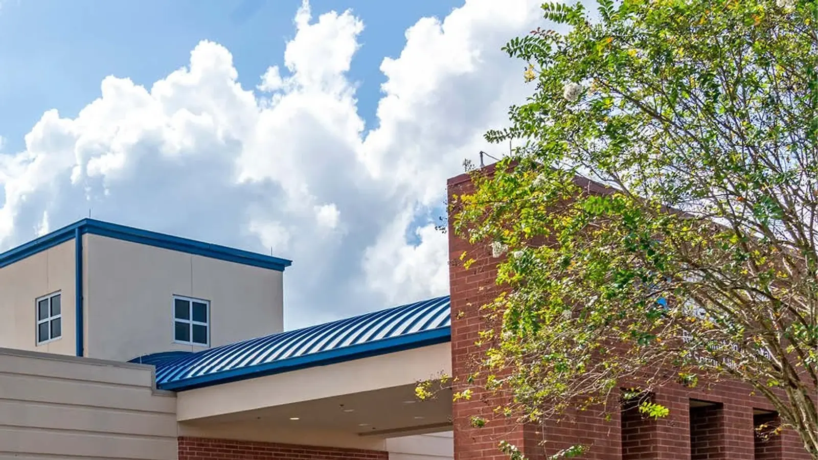 Encompass Health Rehabilitation Hospital of Spring Hill Exterior Image