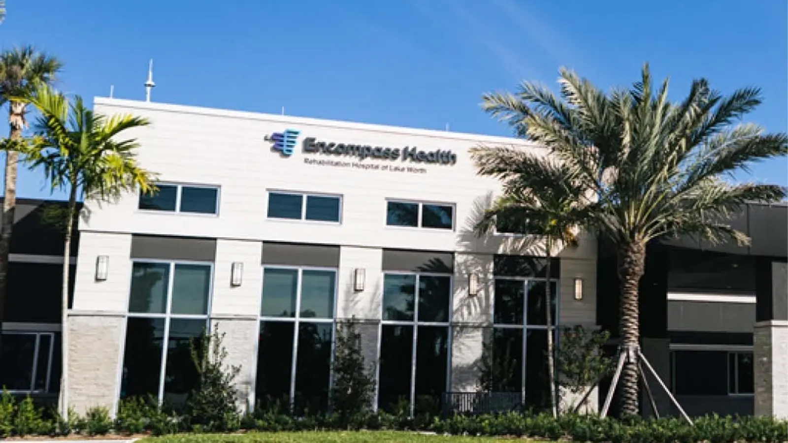 Encompass Health Rehabilitation Hospital of Lake Worth Exterior Image