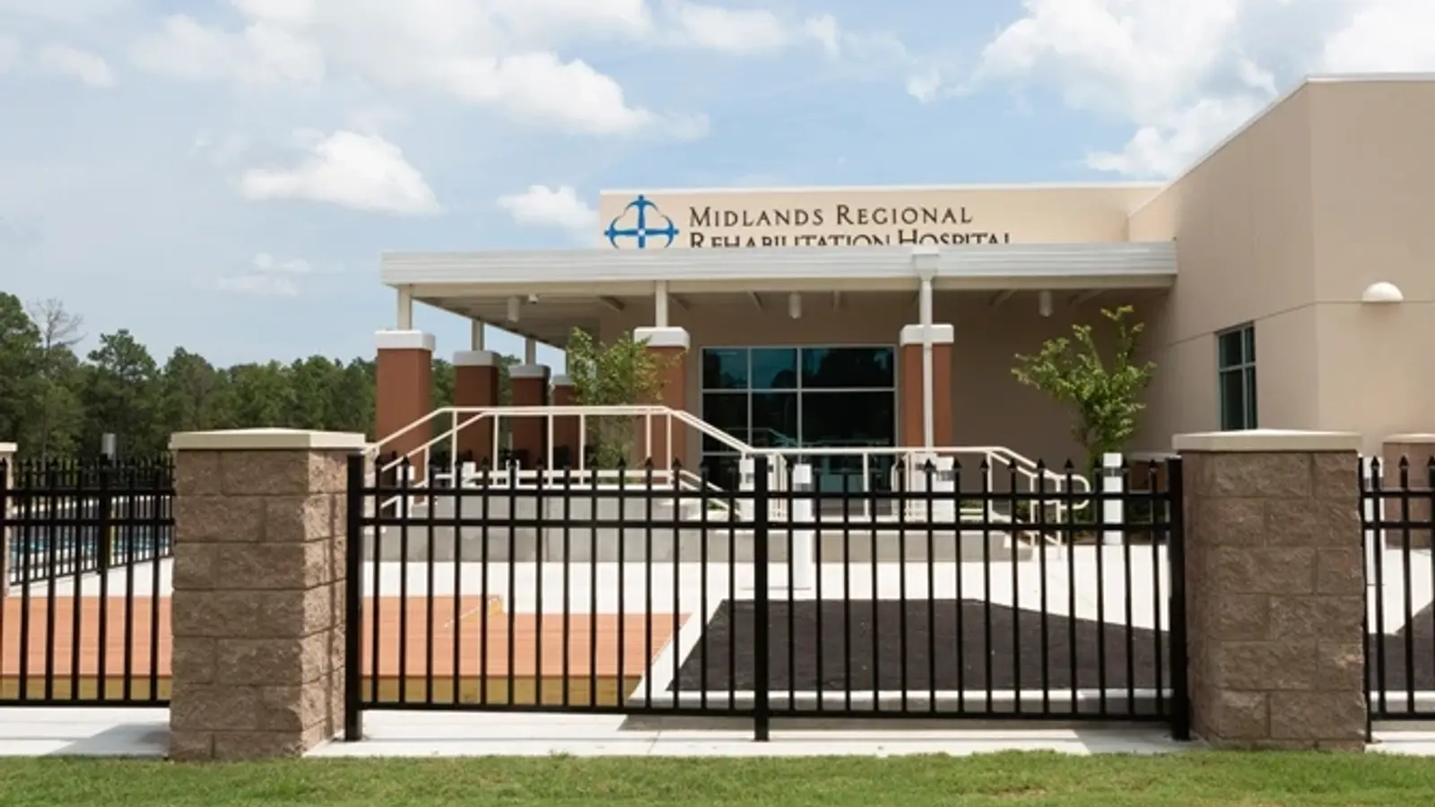 MIDLANDS REGIONAL REHABILITATION HOSPITAL hospital exterior